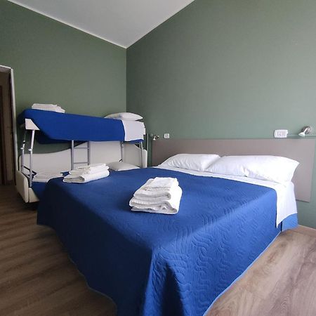 Hotel Montebello Riccione Exteriör bild