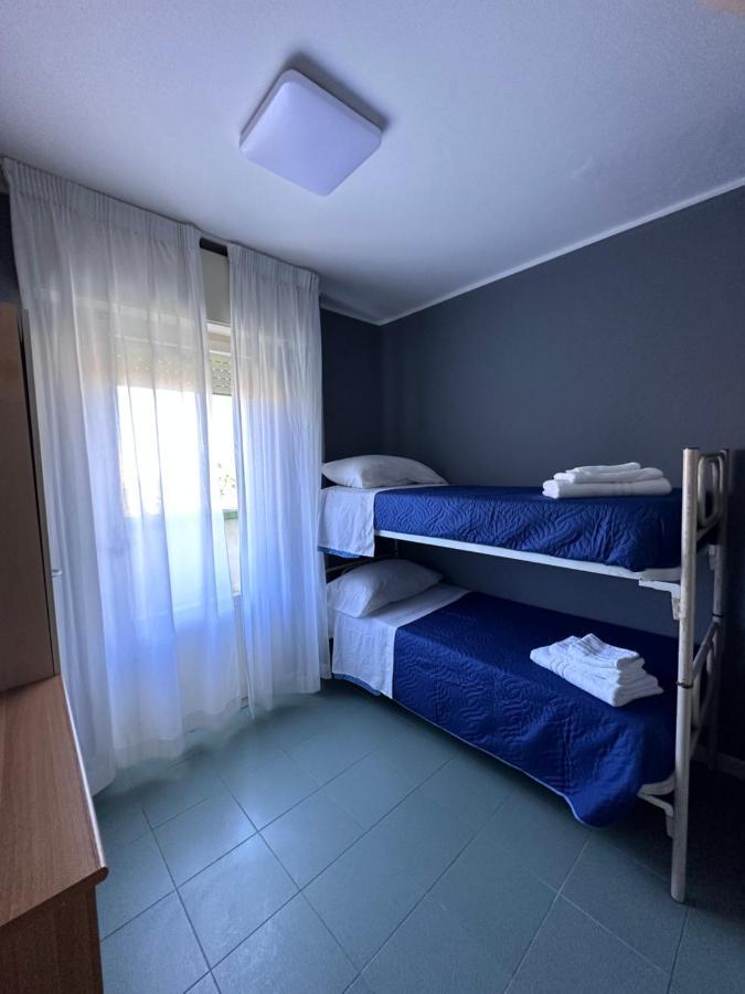 Hotel Montebello Riccione Exteriör bild